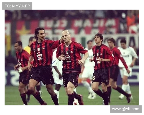 1977年足球明星的辉煌岁月与传奇故事回顾 1977年足球明星的辉煌岁月与传奇故事回顾